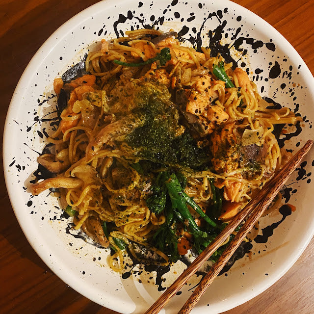 TERIYAKI SALMON NOODLES