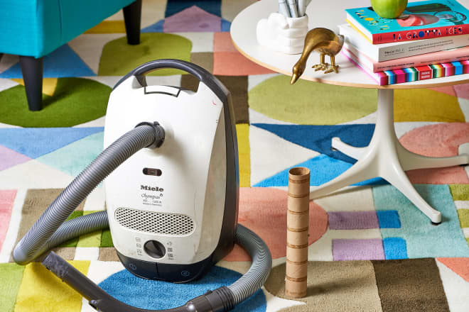 Here’s Why You Should Vacuum with a Paper Towel Tube