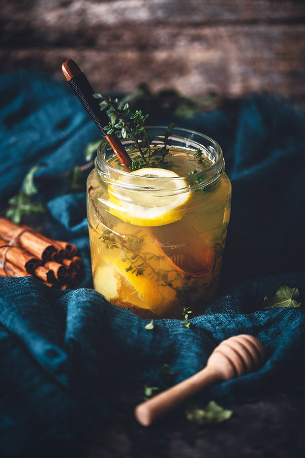 What is an expectorant herb? A guide to homemade herbal soothers for winter sniffles